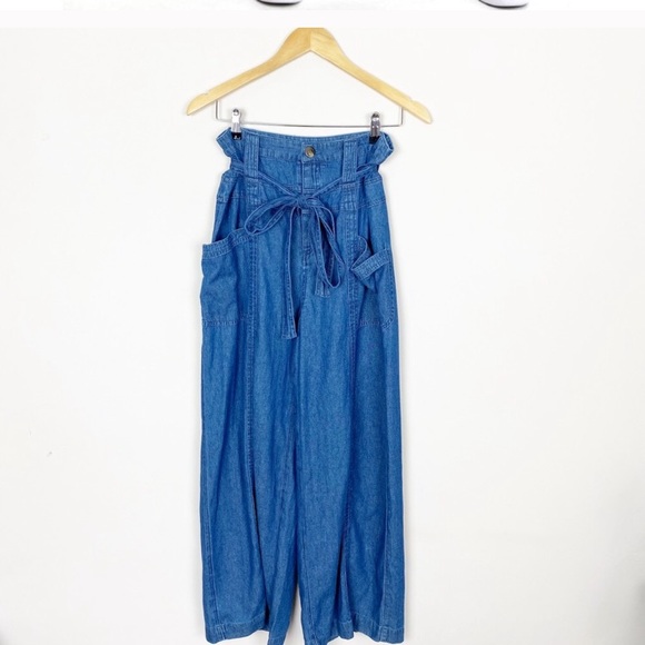 American Eagle High-Waisted Denim Palazzo Pants - Picture 4 of 5